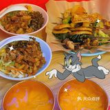 今天工作餐来又来吃艾小串啦！