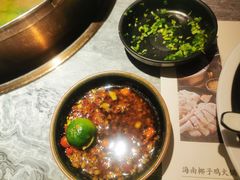 -大头椰·海南椰子鸡火锅(思明万象城店)