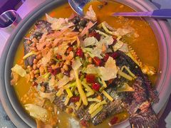 -令狐冲·炭烤活鱼(宝龙店)