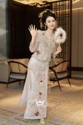 点击看大图 -艾拉·女王婚纱礼服馆