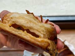 -VERIE BAKEHOUSE