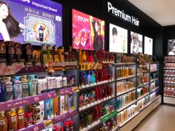 -Kraemer Paris  苏豪路易士·嘉玛发廊