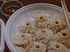 -馋三尺蟹粉小笼(人民广场店)