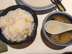 -八府香鸭·啫啫煲(华山路店)