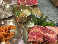老太太特色肥牛-西塔老太太泥炉烤肉(双井店)