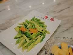 清炒芦笋-独一处·物新集市(红谷滩店)