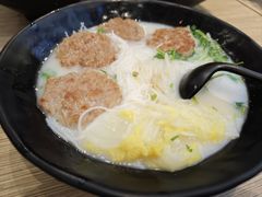 -渔米丰·广府鱼汤米线(中山六路店)