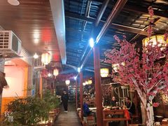 大堂-三道苗苗鱼·美蛙黄辣丁(八里店)