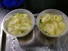 -绿杨馄饨临顿路店