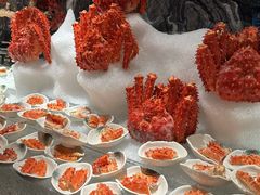 -雍容荟帝王蟹活龙虾展台自助(IFS黑金店)