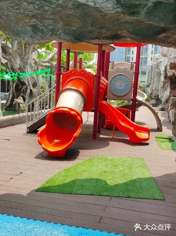 假期，带宝贝来这里探索恐龙的奥秘吧