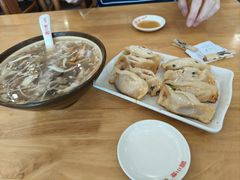 -小姜锅贴(凤凰街店)