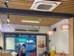 -郑记•不夜城烧烤•龙虾•虾蟹(黄鹤楼店)