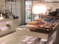 自助取餐区-深圳中洲万豪酒店·大堂酒廊·高空海景