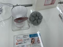 -Bic Camera (难波店)