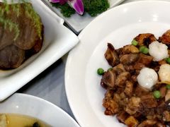 -老大同酒家·糟卤·本帮菜(中山公园店)