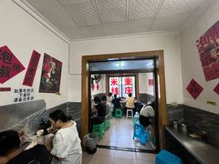 -铁锅哥米线