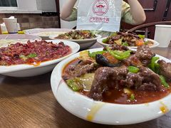 -歹歹的加个面过油肉拌面