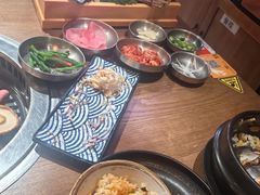 -香猪坊韩国烤肉专属门店(魏公村店)