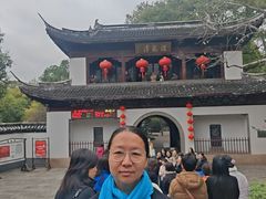 -汇龙潭