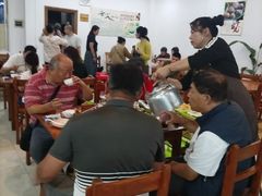 -15年老字号鑫鑫猪肚鸡·椰子鸡海南火锅(兴隆华侨农场店)