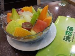 B仔系列-佰搭果·广式茶餐厅(西华路店)