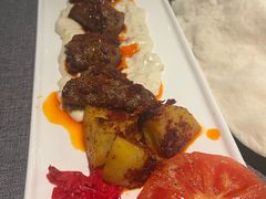 -Efes Turkish & Mediterranean Cuisine 艾菲斯餐厅(陆家嘴店)