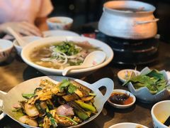 -大头虾越式风味餐厅(光明广场店)