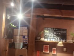 -巴卤社老火锅(财富店)