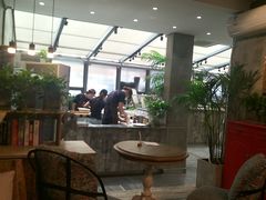 -HIGH FIVE哈福手工汉堡(桂林路店)