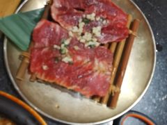 -韩烧牛中牛·甄选黑牛烤肉(黑金店)