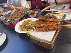 -红东阁东北菜烤肉酒馆(CROSS万象汇店)