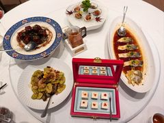 -品海楼·大连海胆锅贴馆(东港店)