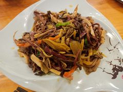 -小厨子私房菜·云南美食店