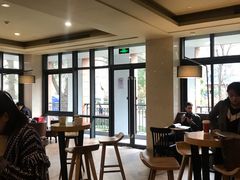 热馥芮白-星巴克(上海交通大学店)