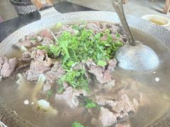 -周老三跷脚牛肉·全牛火锅(非遗传承店)