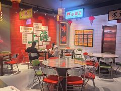 -黄弟大排档·湖南菜·小龙虾·小海鲜(凯旋北路店)