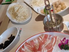 -思阁炭香火锅(学伟鑫城总店)
