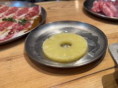 蜜甜烤菠萝-姜虎东白丁烤肉(虹桥天地店)