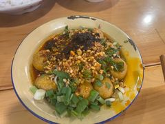 -拈签一笑黄牛肉辣卤串串