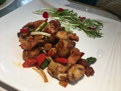 香煎口蘑脆爽肉-周三的情书花园餐厅(江北店)