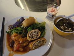 -然一素食餐厅(马利来广场店)