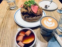 炸鸡华夫饼-Brut Eatery悦璞食堂(愚园路店)