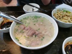雪豆炖蹄花-牛王庙(龙华花园店)