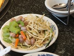 -老渔翁炖鱼坊(黄海西路东山店)