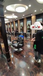 点击看大图 -八佰伴8008星级形象店