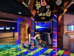 -中国宋庆龄青少年科技文化交流中心