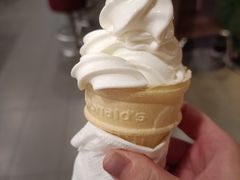 圆筒-麦当劳(凌云天地长桥店)