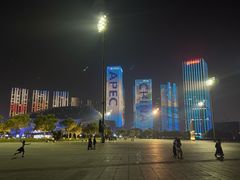 -东港音乐喷泉广场
