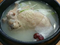 -长寿参鸡汤(朝韩风情街店)